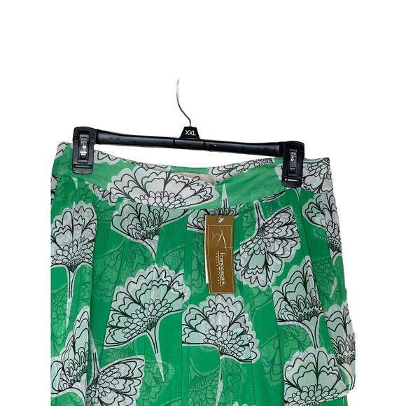 Francescas‎ Women Skirt Emmelee Floral Mini Lined Light Weight Green Medium NWT - Picture 2 of 8